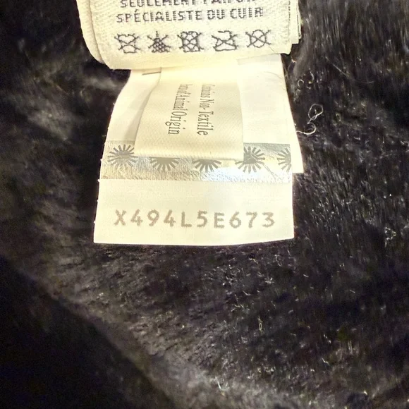 UGG Genuine Shearling Trapper Hat Black Aviator Winter Hat Leather L/XL